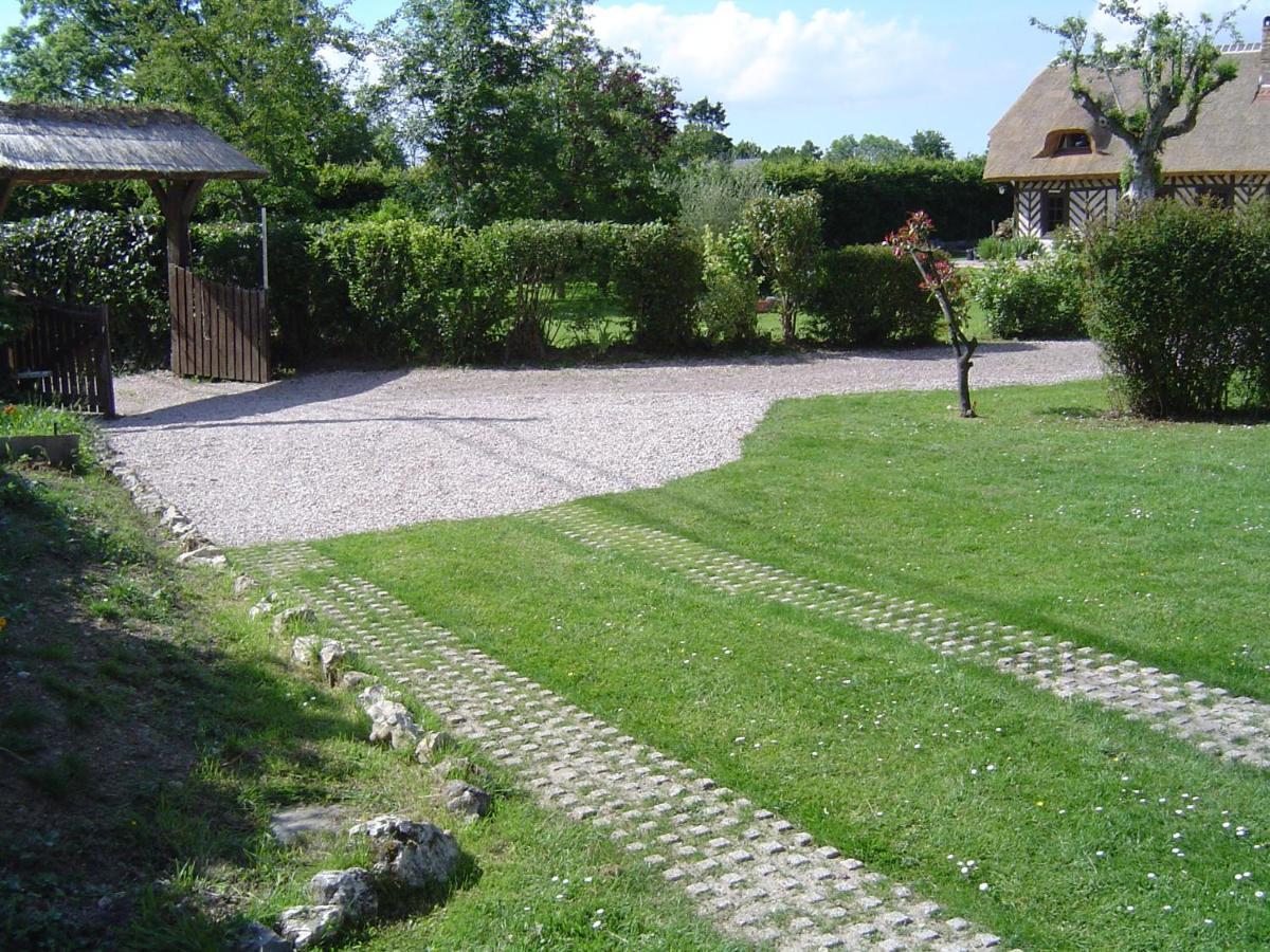 Gite Paul Et Rosalia Manneville-la-Raoult Exteriör bild